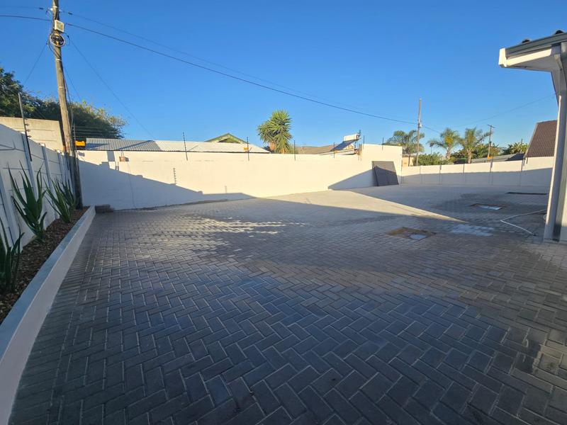 To Let commercial Property for Rent in Brackenfell Western Cape